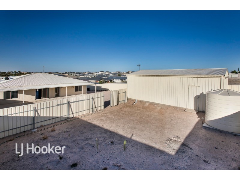 37 Gill Street, Moonta Bay SA 5558