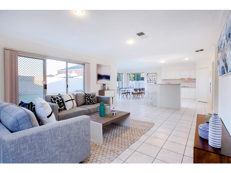 7 Lakeview Drive, Parafield Gardens SA 5107