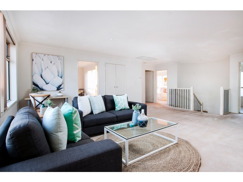 7 Lakeview Drive, Parafield Gardens SA 5107