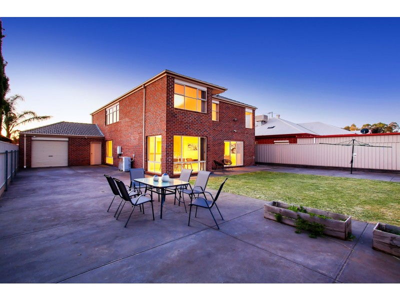 7 Lakeview Drive, Parafield Gardens SA 5107