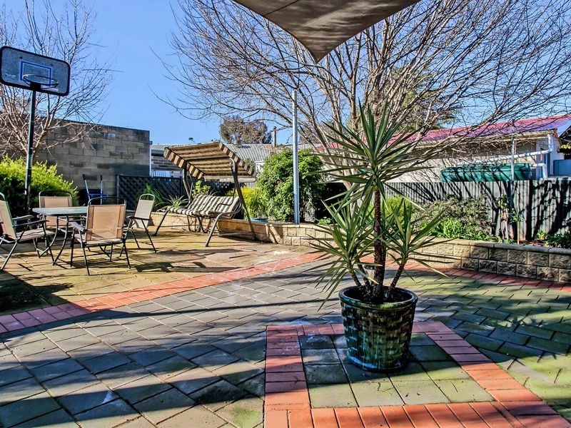 25 Apalie Drive, Modbury SA 5092