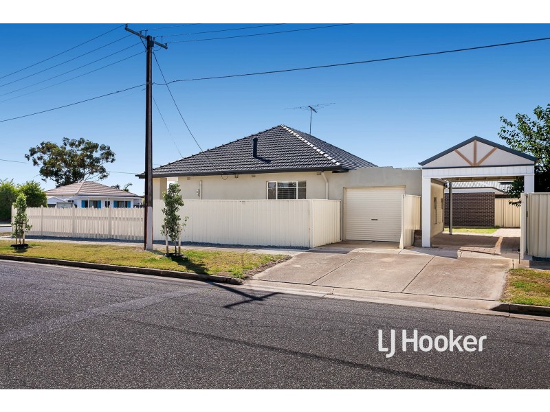 9 Milburn Street, Ottoway SA 5013