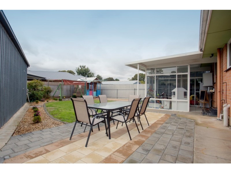 37 Salisbury Avenue, Valley View SA 5093