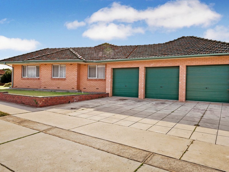 586 Military Road, Largs North SA 5016