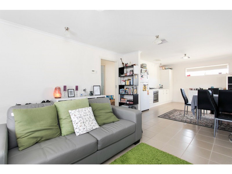 1 Woodrow Lane, Golden Grove SA 5125