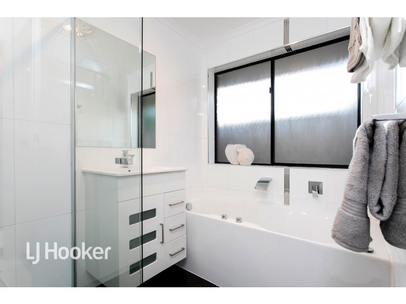 8 Carnation Court, Parafield Gardens SA 5107