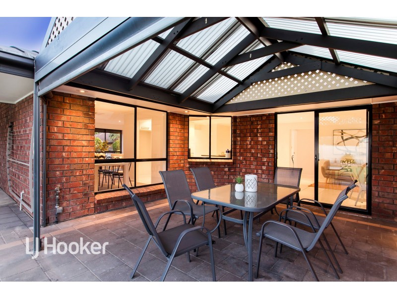 8 Carnation Court, Parafield Gardens SA 5107