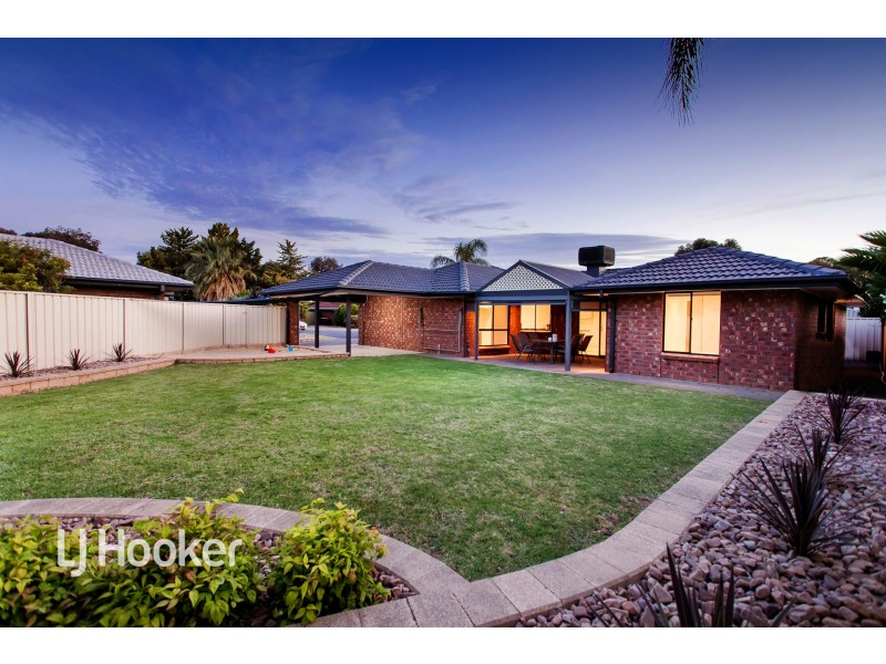 8 Carnation Court, Parafield Gardens SA 5107