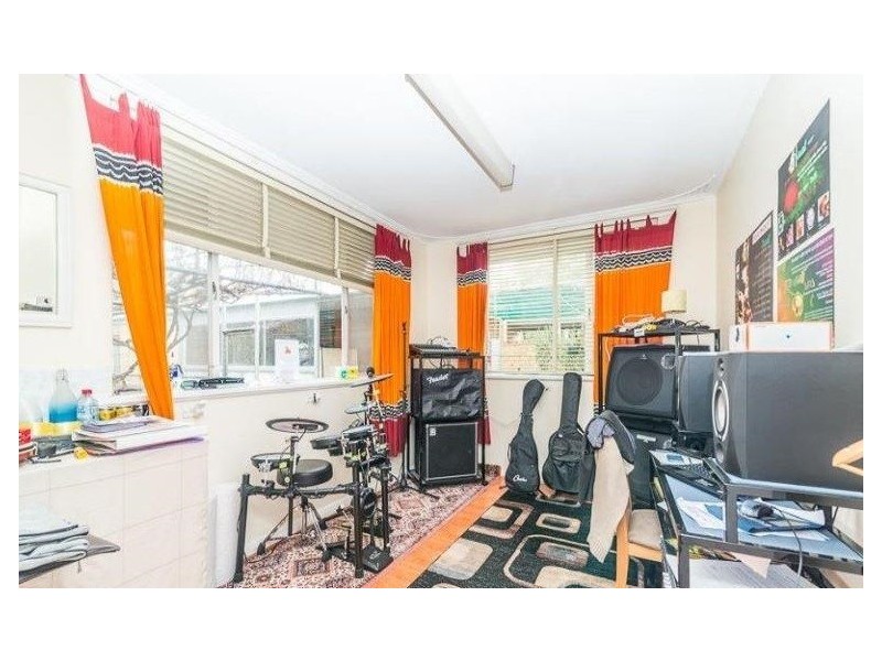 8 Beachway Avenue, Brooklyn Park SA 5032