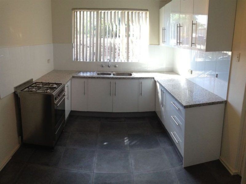 13 Billabong Road, Para Hills SA 5096