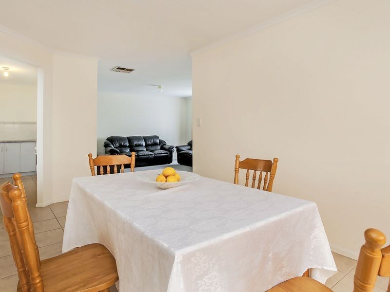 24 Baron Road, Blakeview SA 5114