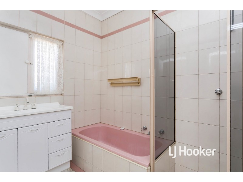 17 Melville Road, Paradise SA 5075