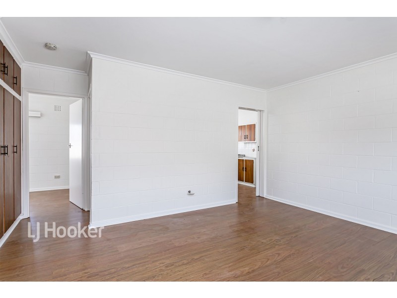 8/38 Farnham Road, Keswick SA 5035