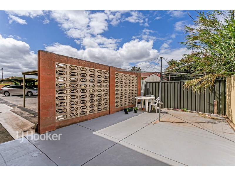 8/38 Farnham Road, Keswick SA 5035