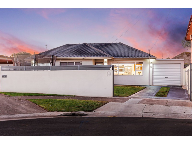 9 Stott Crescent, Brooklyn Park SA 5032