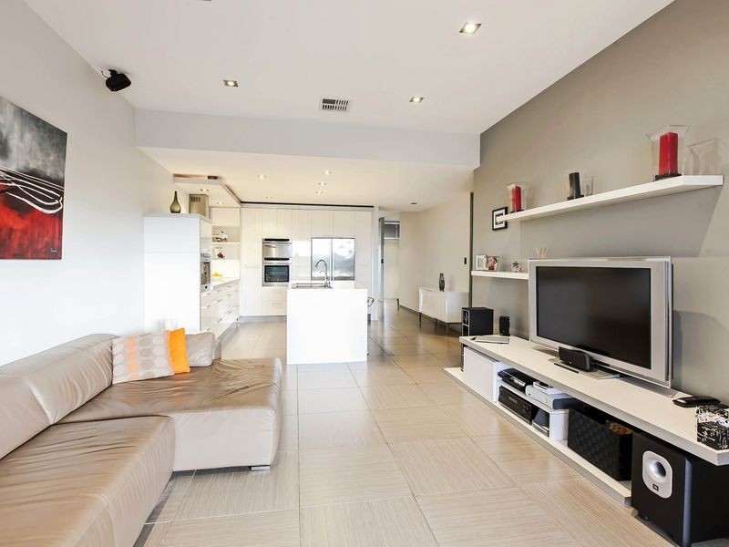 27 Ray Street, Findon SA 5023