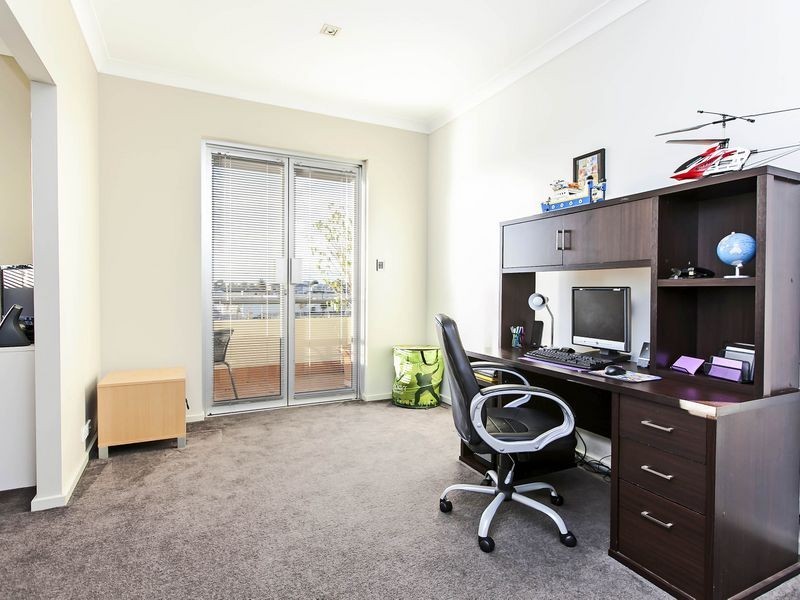 27 Ray Street, Findon SA 5023