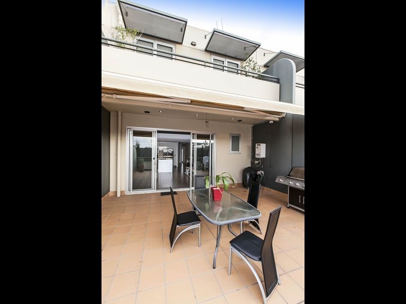 27 Ray Street, Findon SA 5023