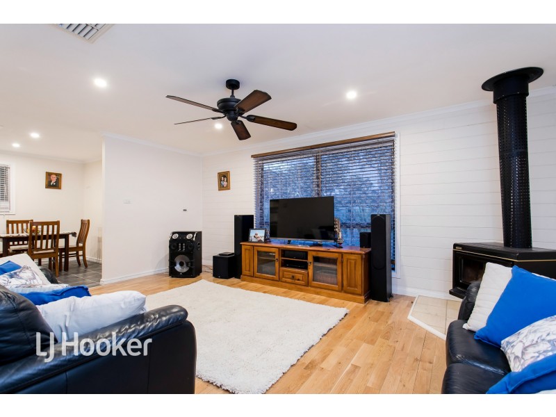 8 Woodchester Street, Para Hills West SA 5096