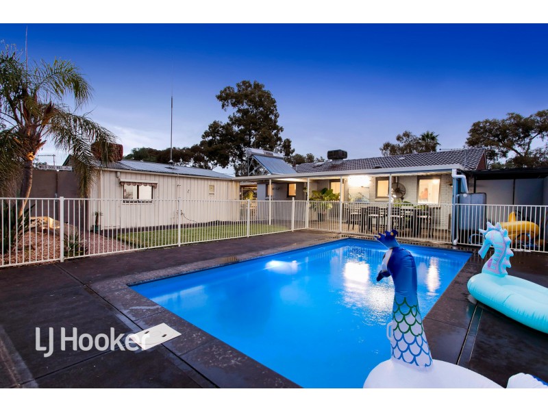 8 Woodchester Street, Para Hills West SA 5096