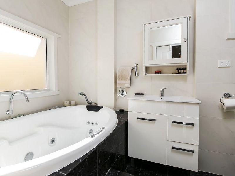 19 Whaddon Road, Brooklyn Park SA 5032