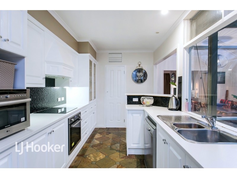 55 Ridgeland Drive, Teringie SA 5072