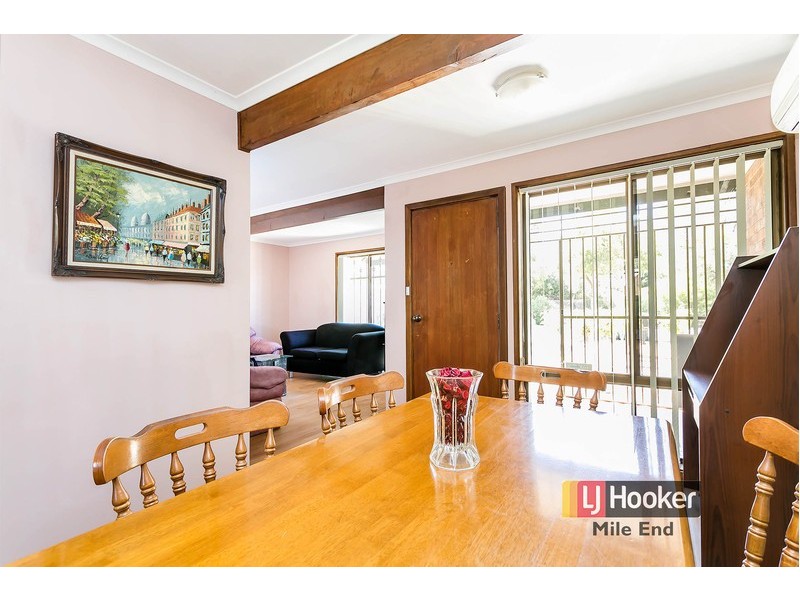 22 Exeter Terrace, Renown Park SA 5008