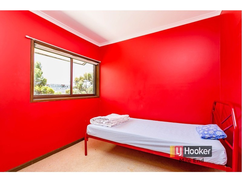 22 Exeter Terrace, Renown Park SA 5008