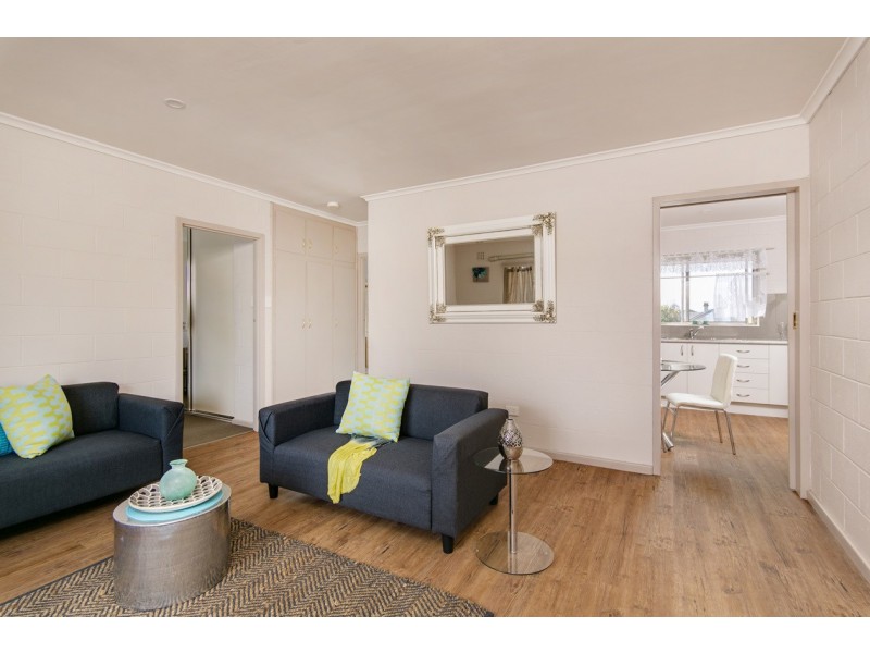 4/38 Farnham Road, Keswick SA 5035