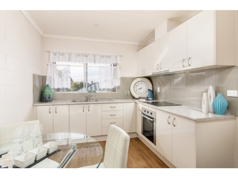 4/38 Farnham Road, Keswick SA 5035