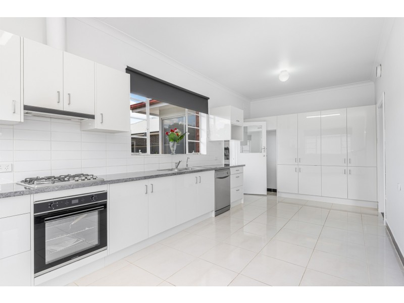 18 Lipsett Terrace, Brooklyn Park SA 5032