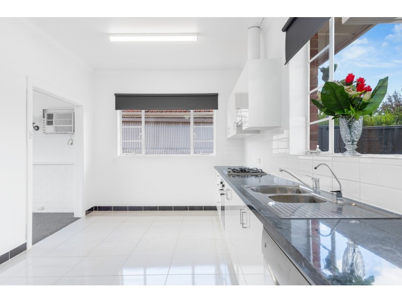 18 Lipsett Terrace, Brooklyn Park SA 5032