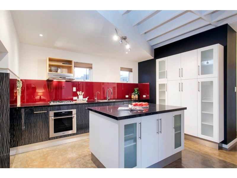 2 Yates Street, Mawson Lakes SA 5095