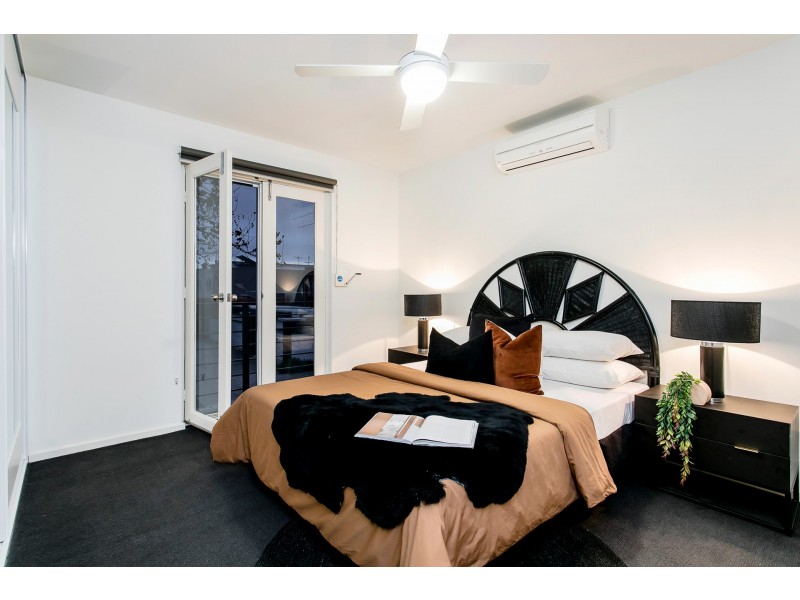 2 Yates Street, Mawson Lakes SA 5095