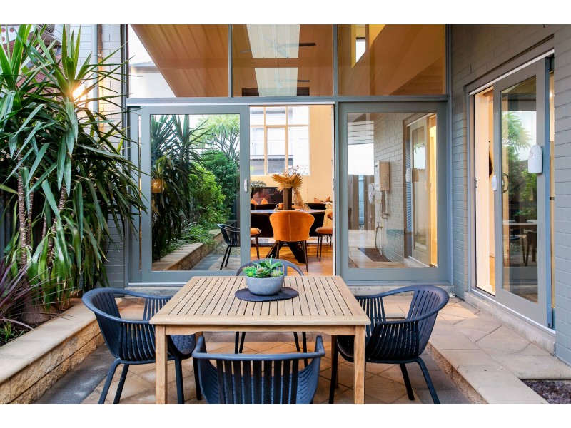 2 Yates Street, Mawson Lakes SA 5095