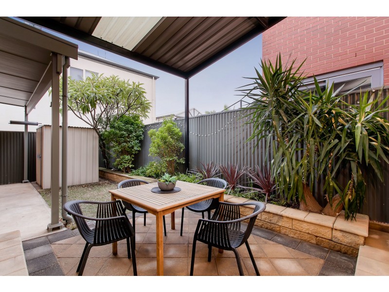 2 Yates Street, Mawson Lakes SA 5095