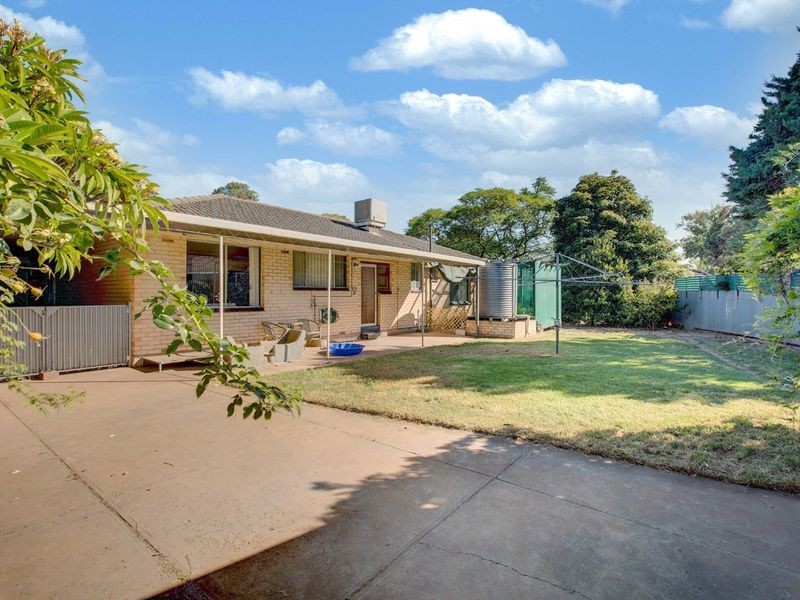 4 Leitrim Street, Salisbury Downs SA 5108