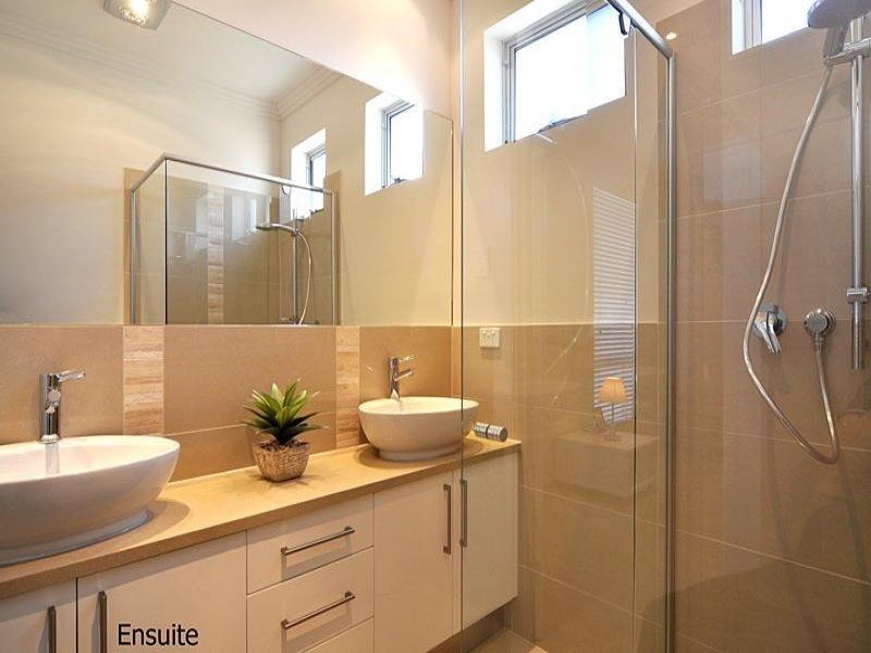 24 Everard Avenue, Keswick SA 5035