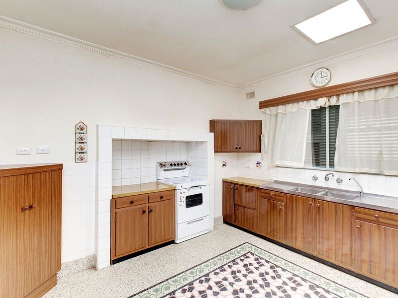 13 John Street, Flinders Park SA 5025