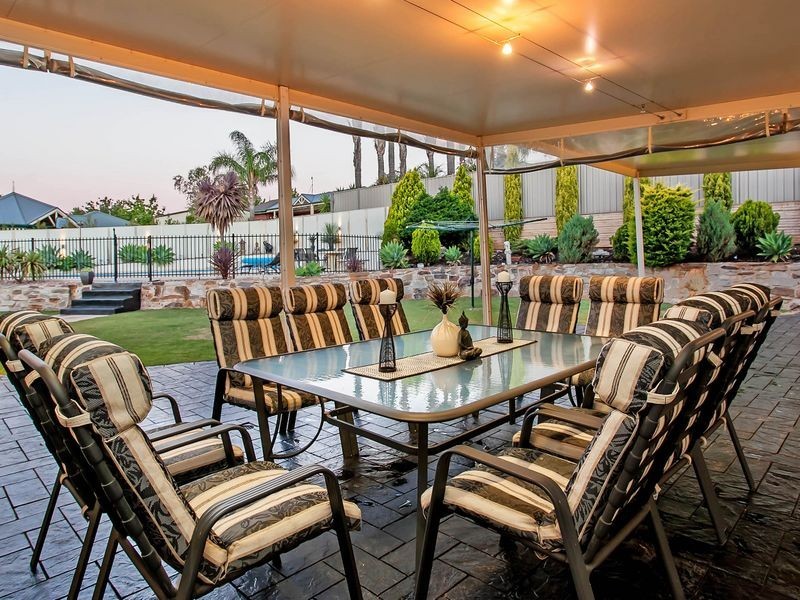 10 Portsmouth Parade, Gulfview Heights SA 5096