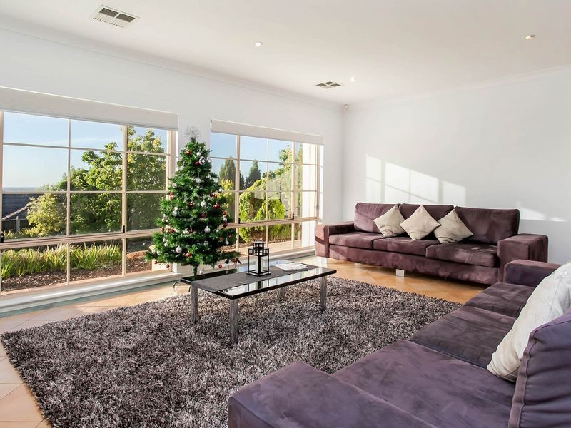 10 Portsmouth Parade, Gulfview Heights SA 5096