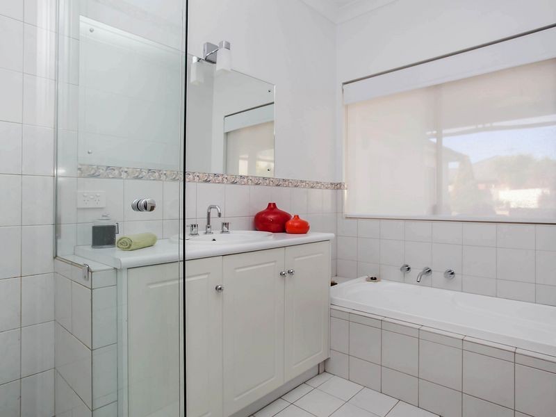 10 Portsmouth Parade, Gulfview Heights SA 5096