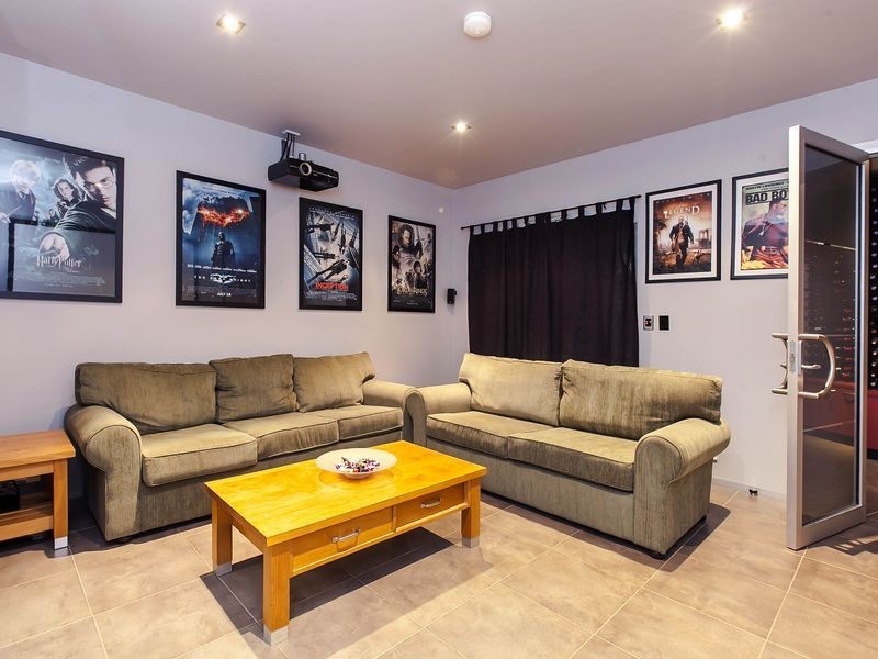 27 Ray Street, Findon SA 5023