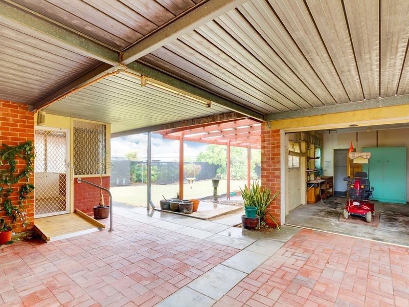 1 Rushworth Avenue, Brooklyn Park SA 5032
