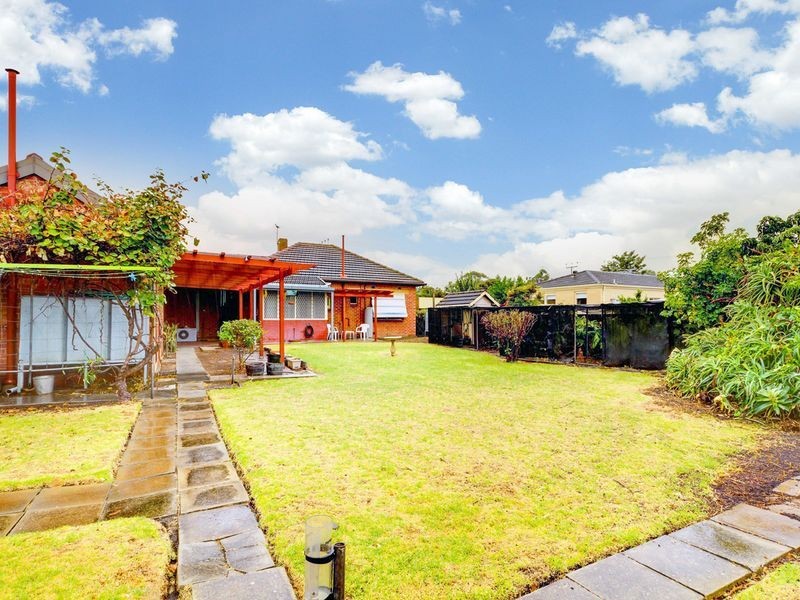 1 Rushworth Avenue, Brooklyn Park SA 5032