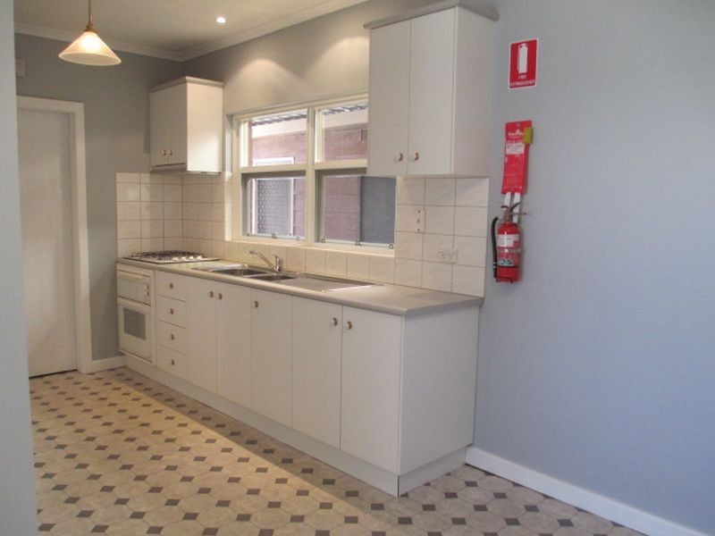 9 Stott Crescent, Brooklyn Park SA 5032