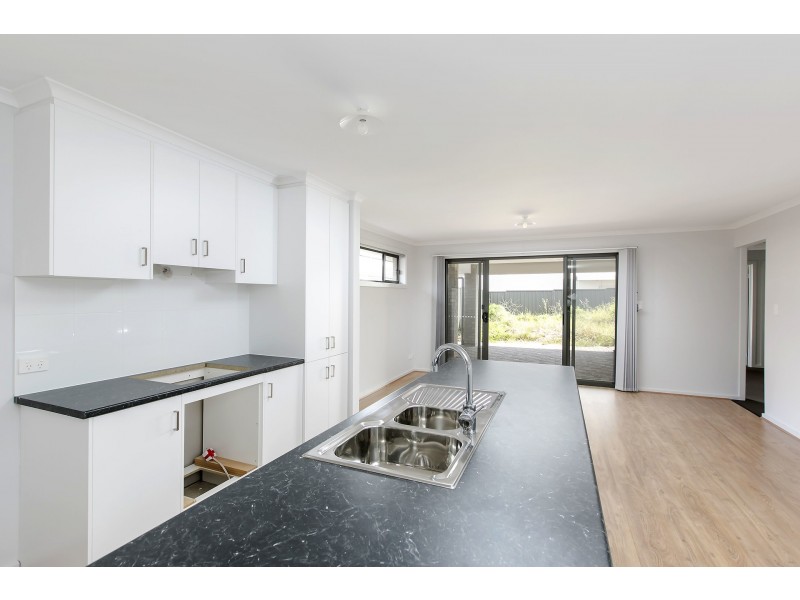 83 Lynton Terrace, Seaford SA 5169