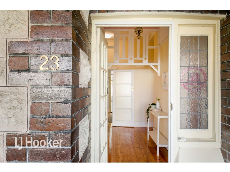 23 Wellington Street, Glandore SA 5037