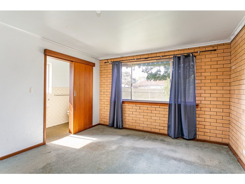 8 Ormsby Avenue, Parafield Gardens SA 5107