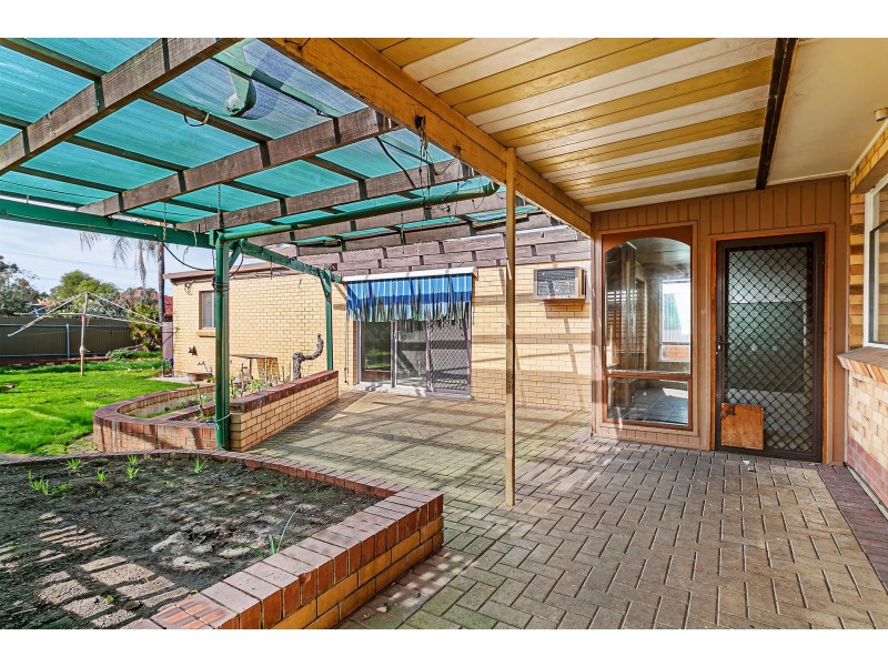 8 Ormsby Avenue, Parafield Gardens SA 5107